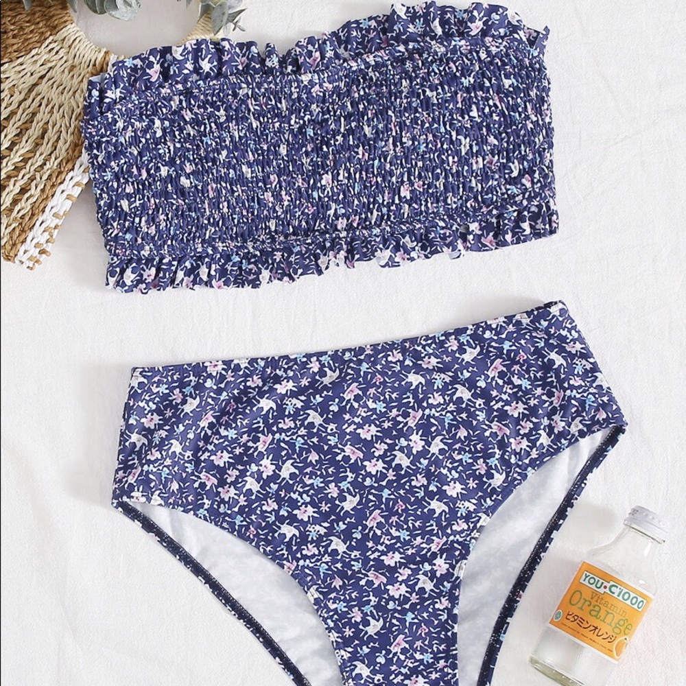 Romwe ditsy floral smocked bandeau bikini swimsuit